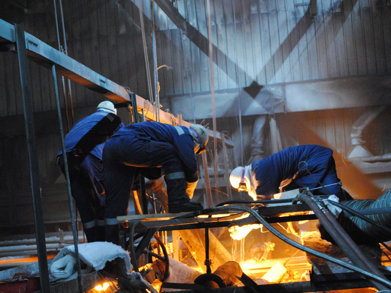Hot Repair Ofthe Crownofglass Furnace
