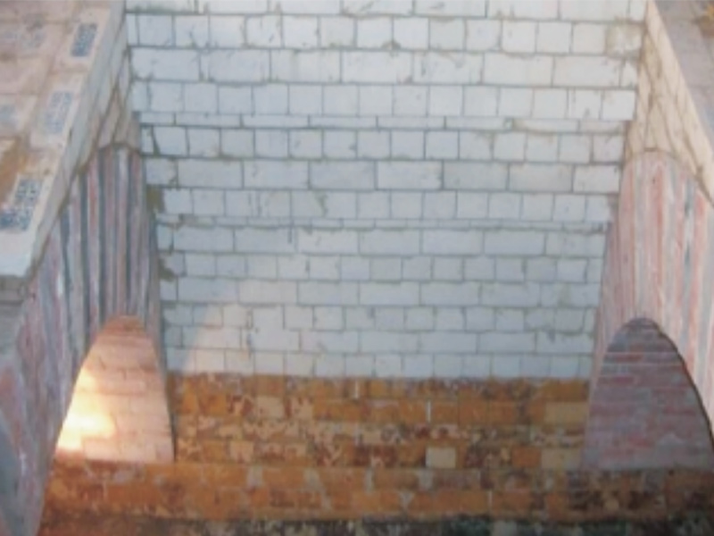 Application of DES-99 at the burner and tongue arch part of the glass furnace