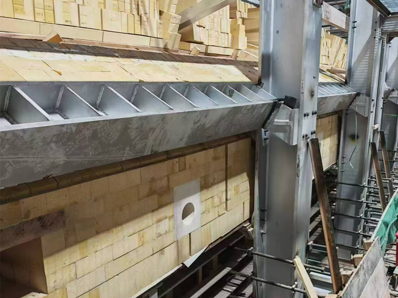 Application of High-quality Silica Bricks in Float Glass Kilns